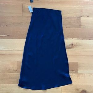 New with tags silk skirt